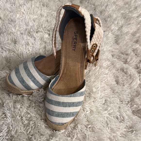 Sperry Women's Blue and White Striped Shoes - Picture 1 of 12